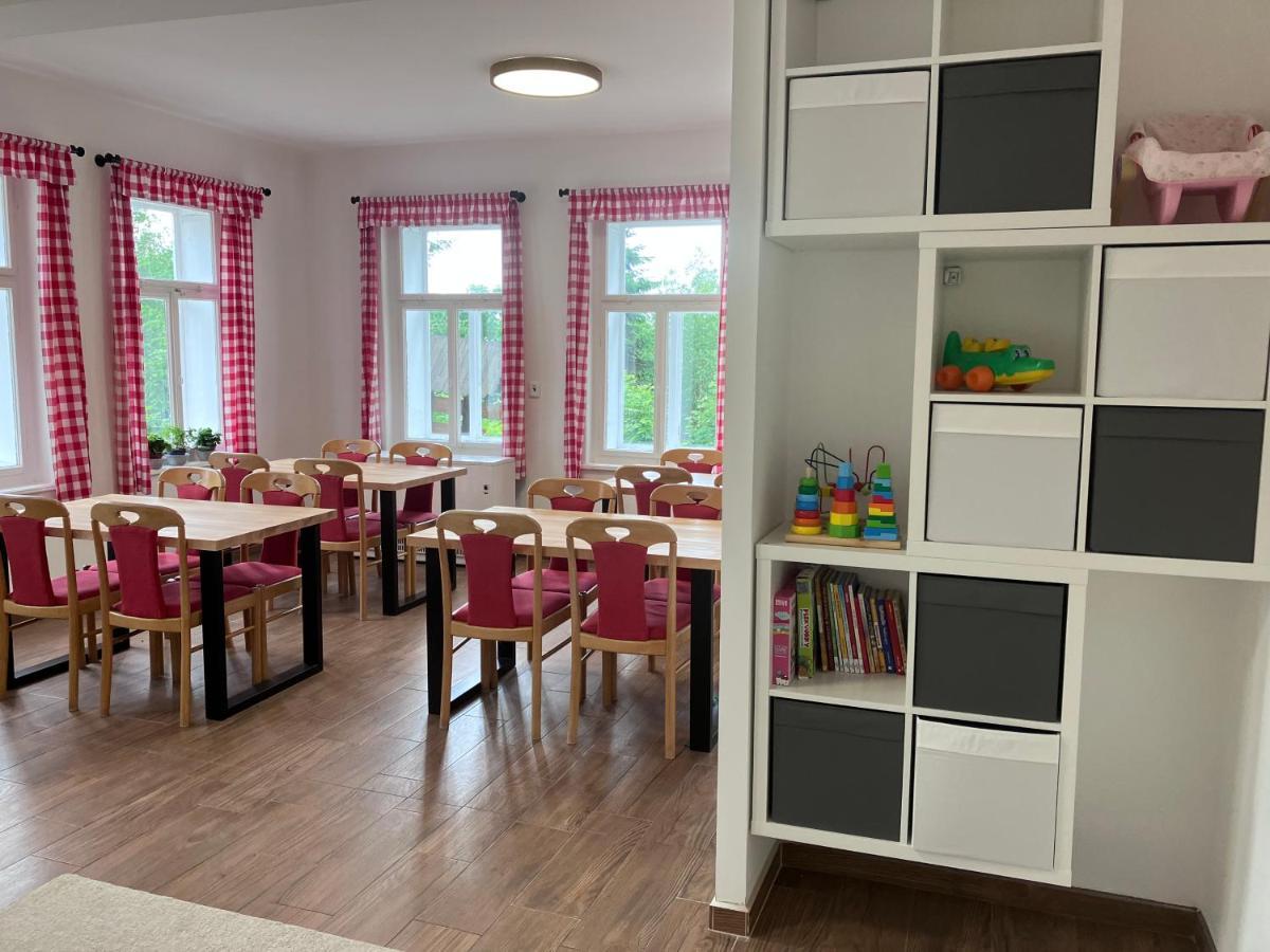 Penzion Hají Janov nad Nisou Esterno foto